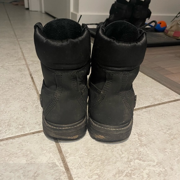 Timberland Boots - Picture 2 of 3